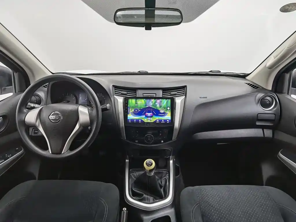 Nissan Navara 2017 2017 Model 2.5L Manual 2WD Luxury QR25