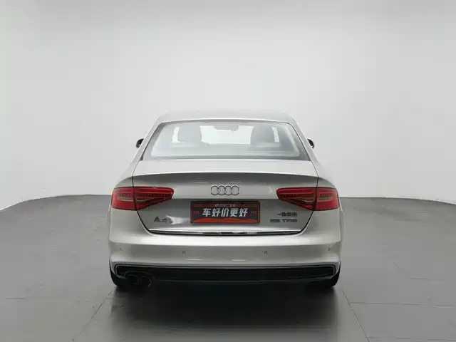 Audi A4L 2016 35 TFSI Collector's Edition S line Comfort — фото 4