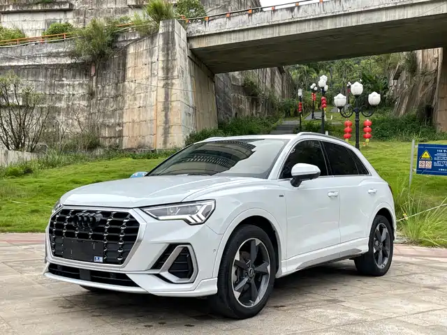Audi Q3 2022 35 TFSI Fashion Dynamic