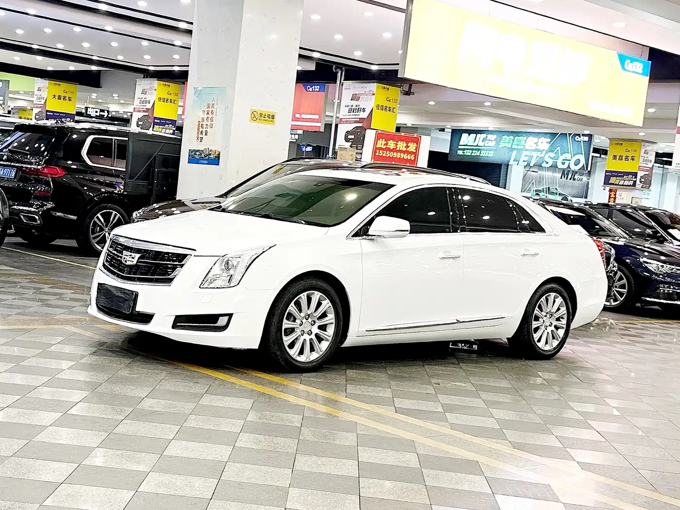 Cadillac XTS 2016 28T Technology