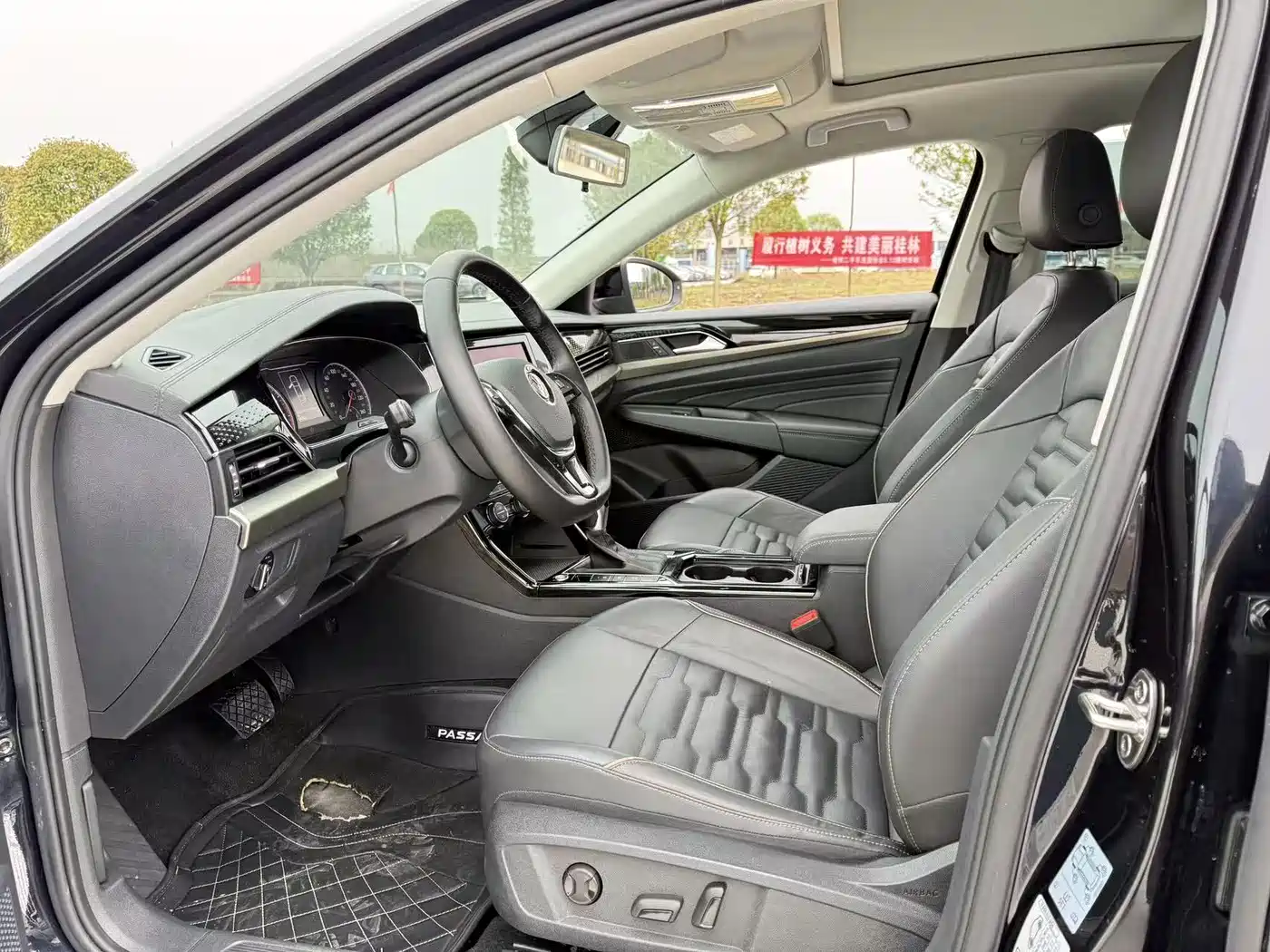 Volkswagen Passat 2019 330TSI Elite Version China VI фото 4
