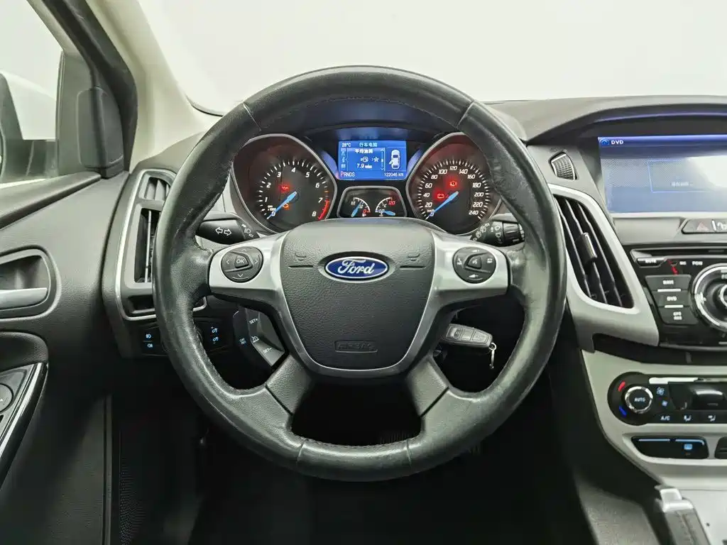 Photo 11 - Ford Focus