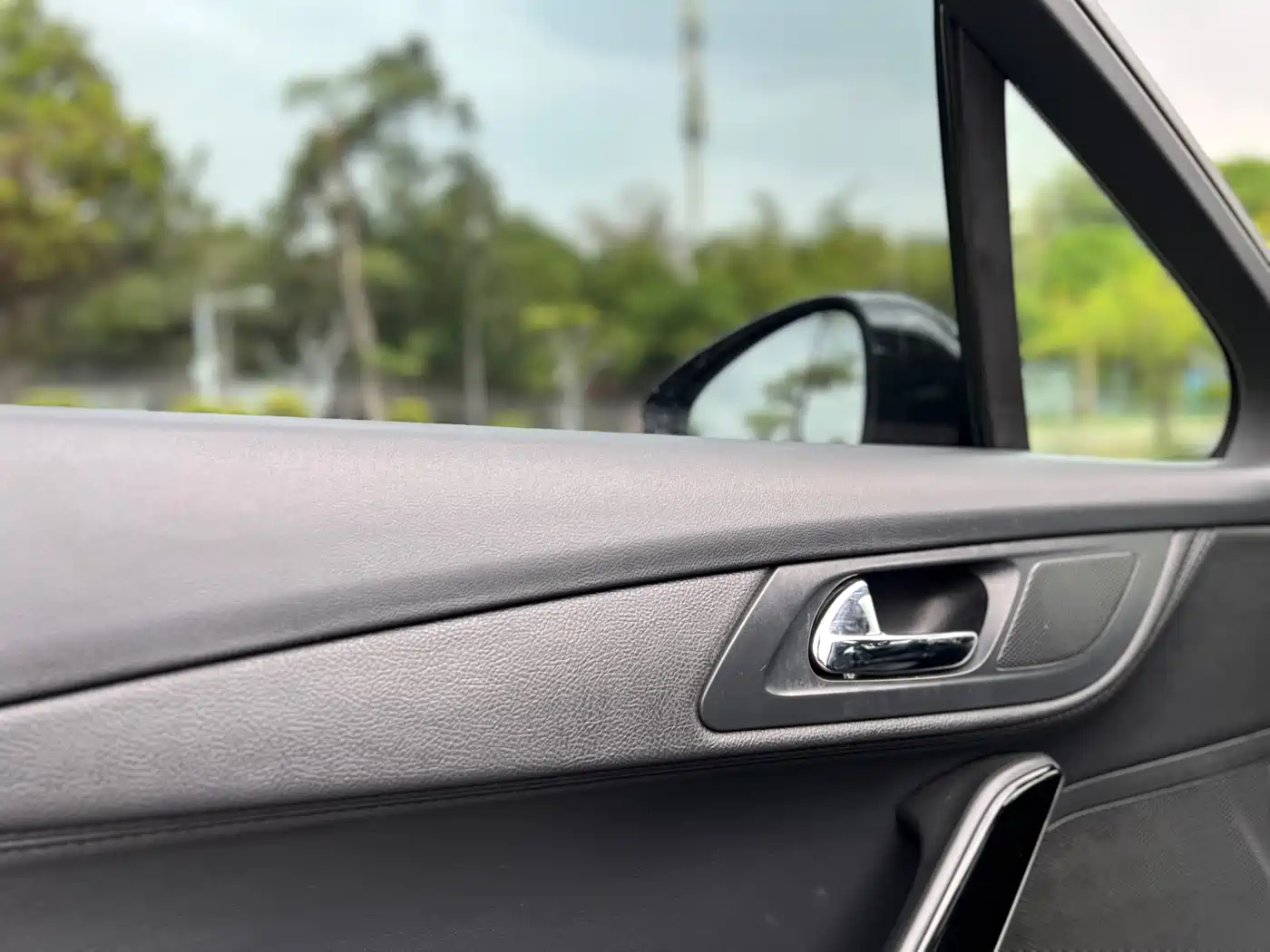 Peugeot 508 2015 1.6THP Auto Excellence Edition фото 27