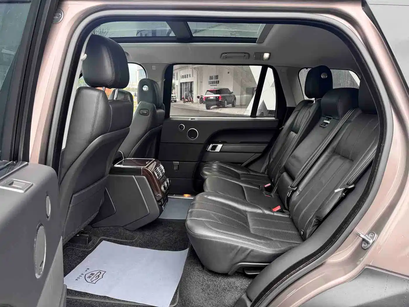 Land Rover Range Rover 2016 3.0 SC V6 Vogue LWB фото 6