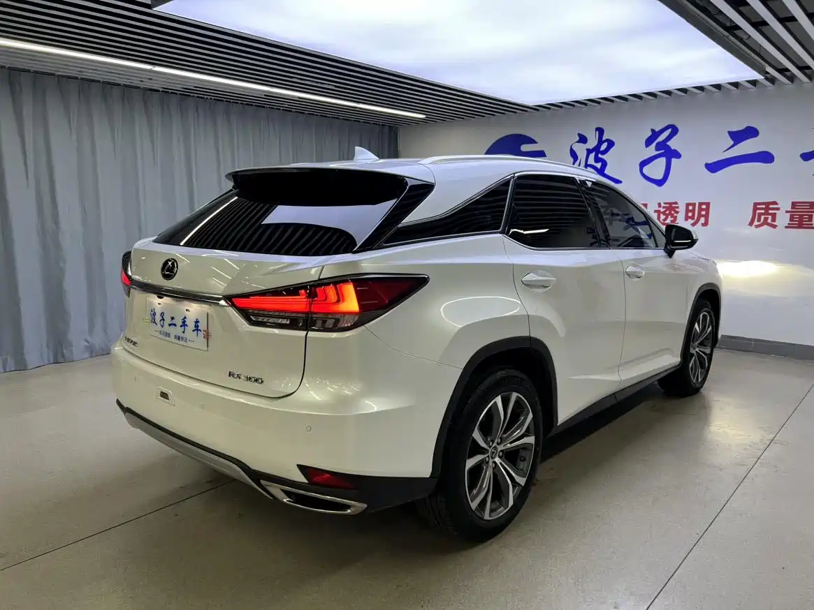 LEXUS RX