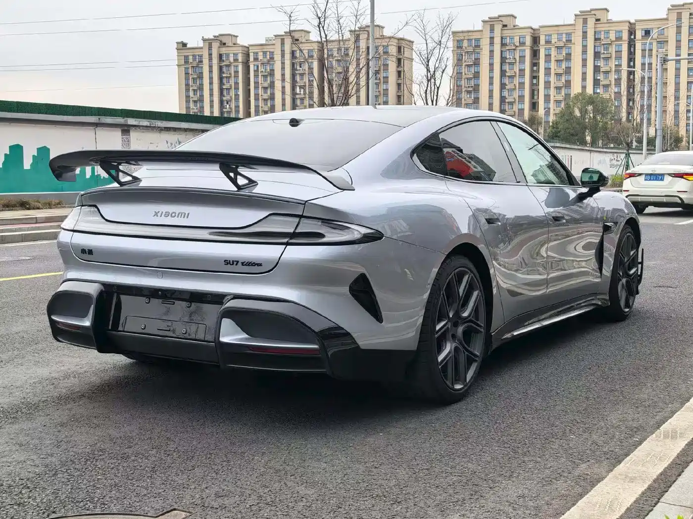 XIAOMI CAR XIAOMI SU7 ULTRA