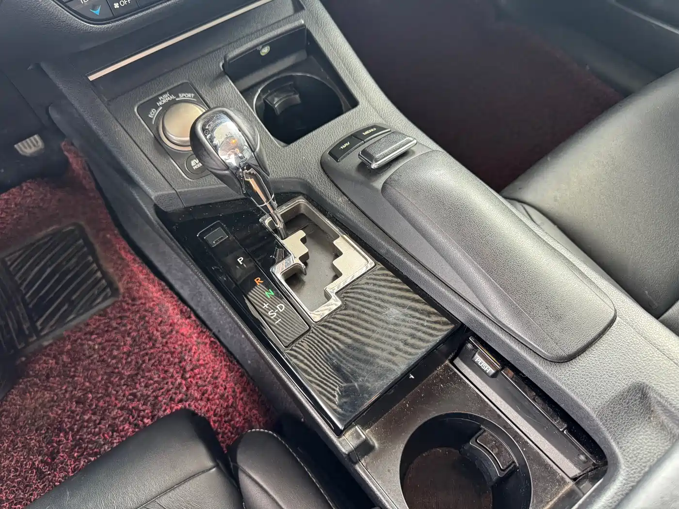 Lexus ES 2013 300h Elite Edition фото 7