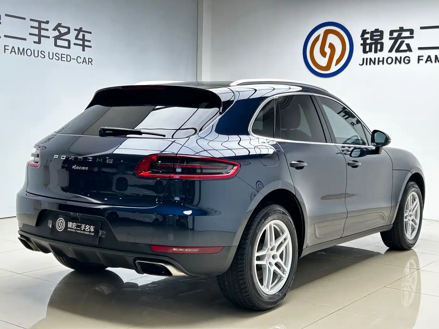 Porsche Macan 2017 Macan 2.0T фото 23