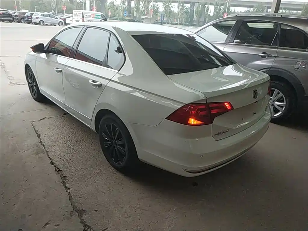 Volkswagen Bora 2016 Model 1.6L Automatic Comfort фото 5