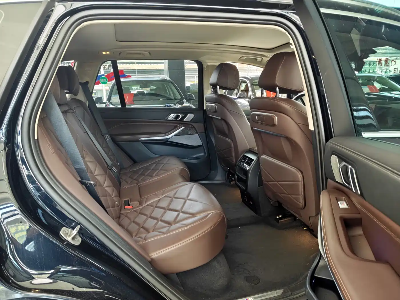 Фото 14 - BMW X5