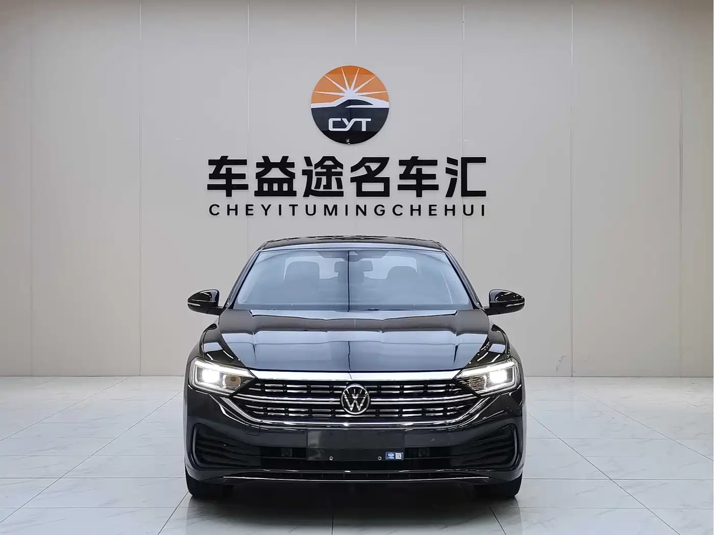 Volkswagen Sagitar 2023 300TSI DSG Surpassing Edition фото 2