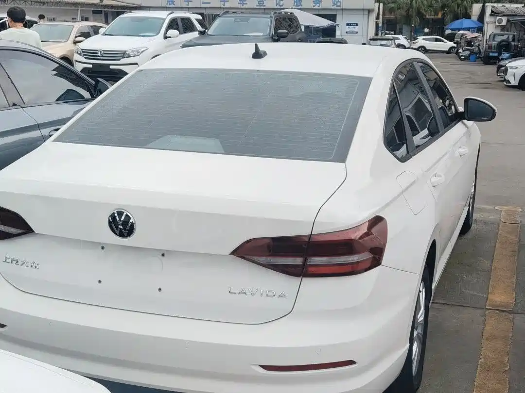 Volkswagen Lavida 2021 1.5L Automatic Trend Edition фото 10