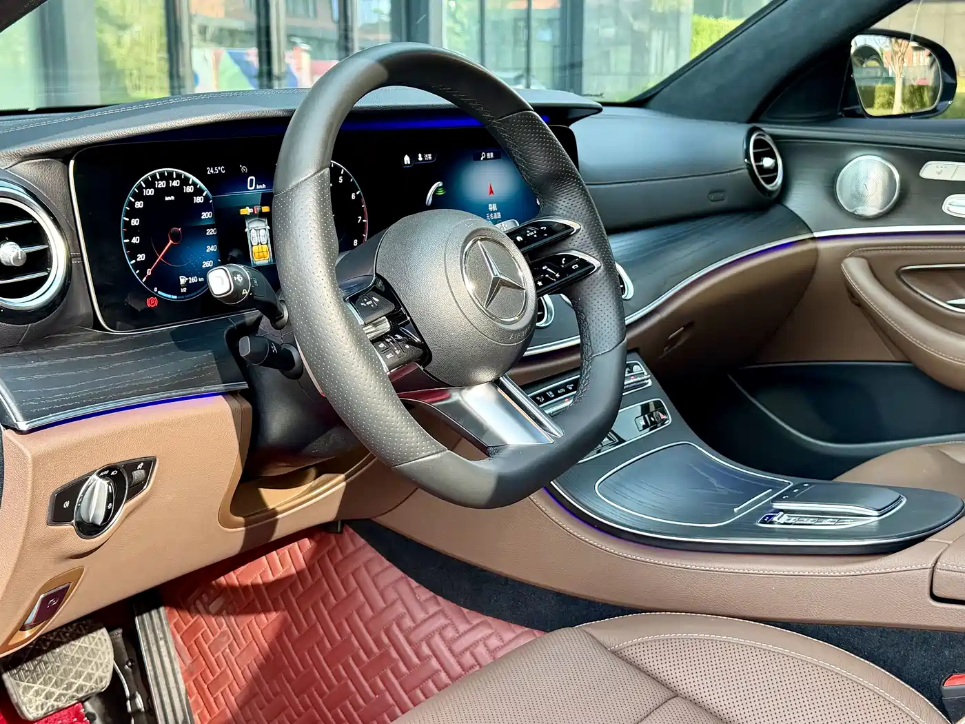 MERCEDES-BENZ E CLASS