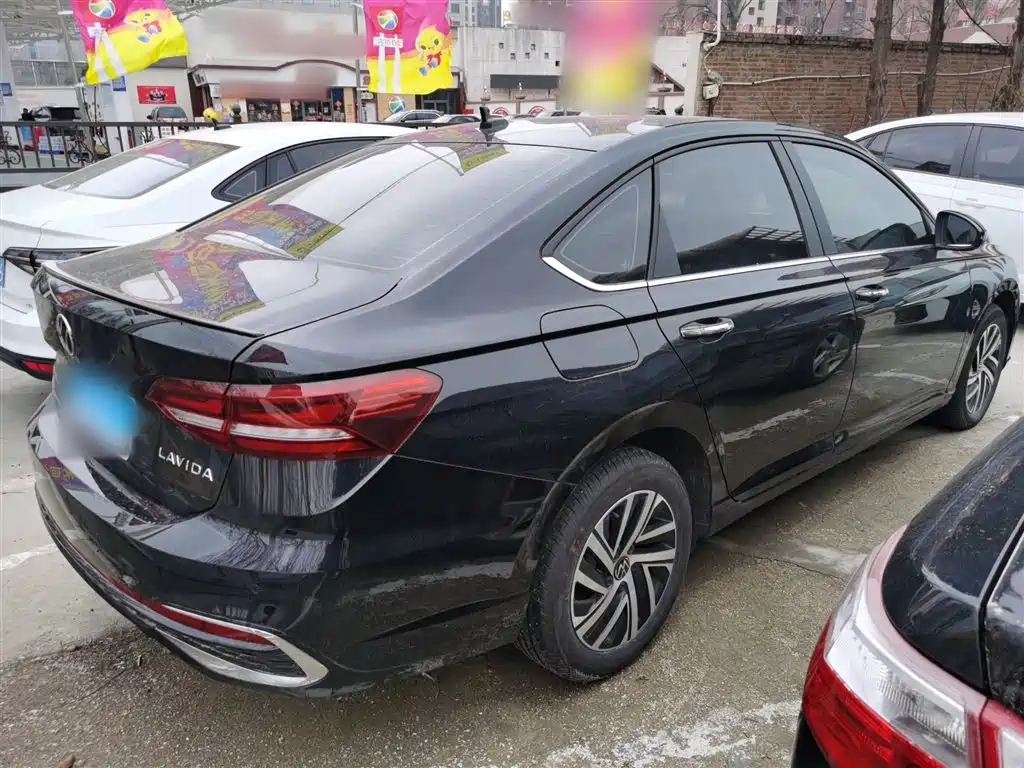 Volkswagen Lavida 2024 Model 300TSI DSG Starlight Leading Edition фото 5