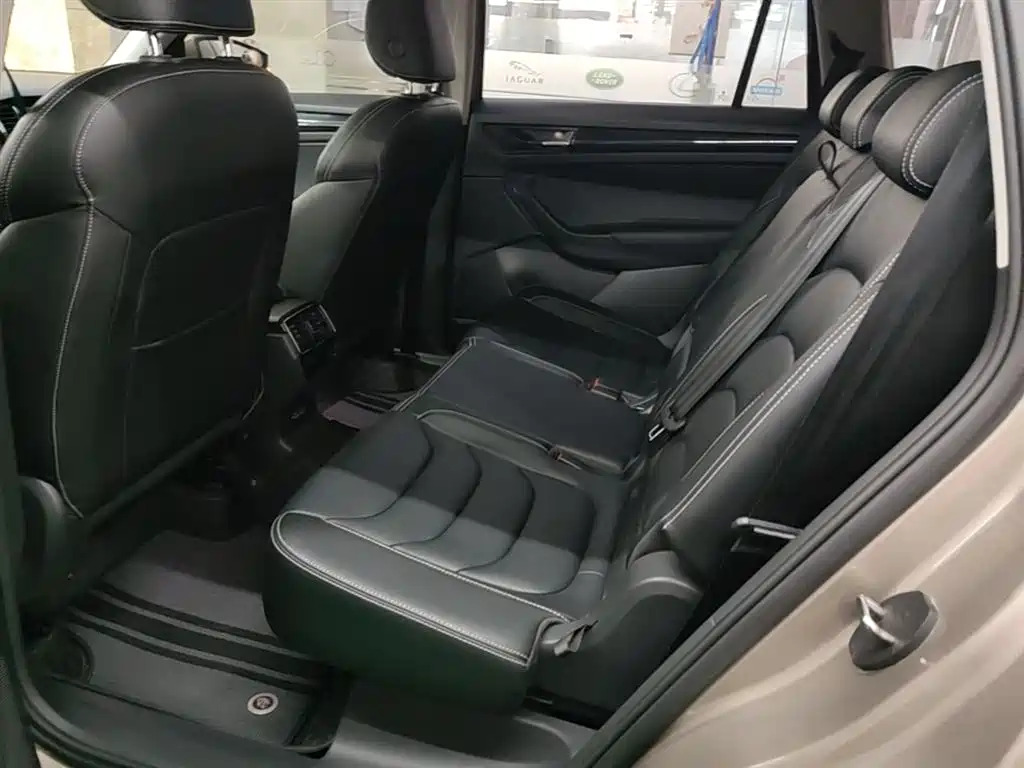 Škoda Kodiaq 2018 Facelift TSI330 7-seat 2WD Premium Luxury Edition фото 17