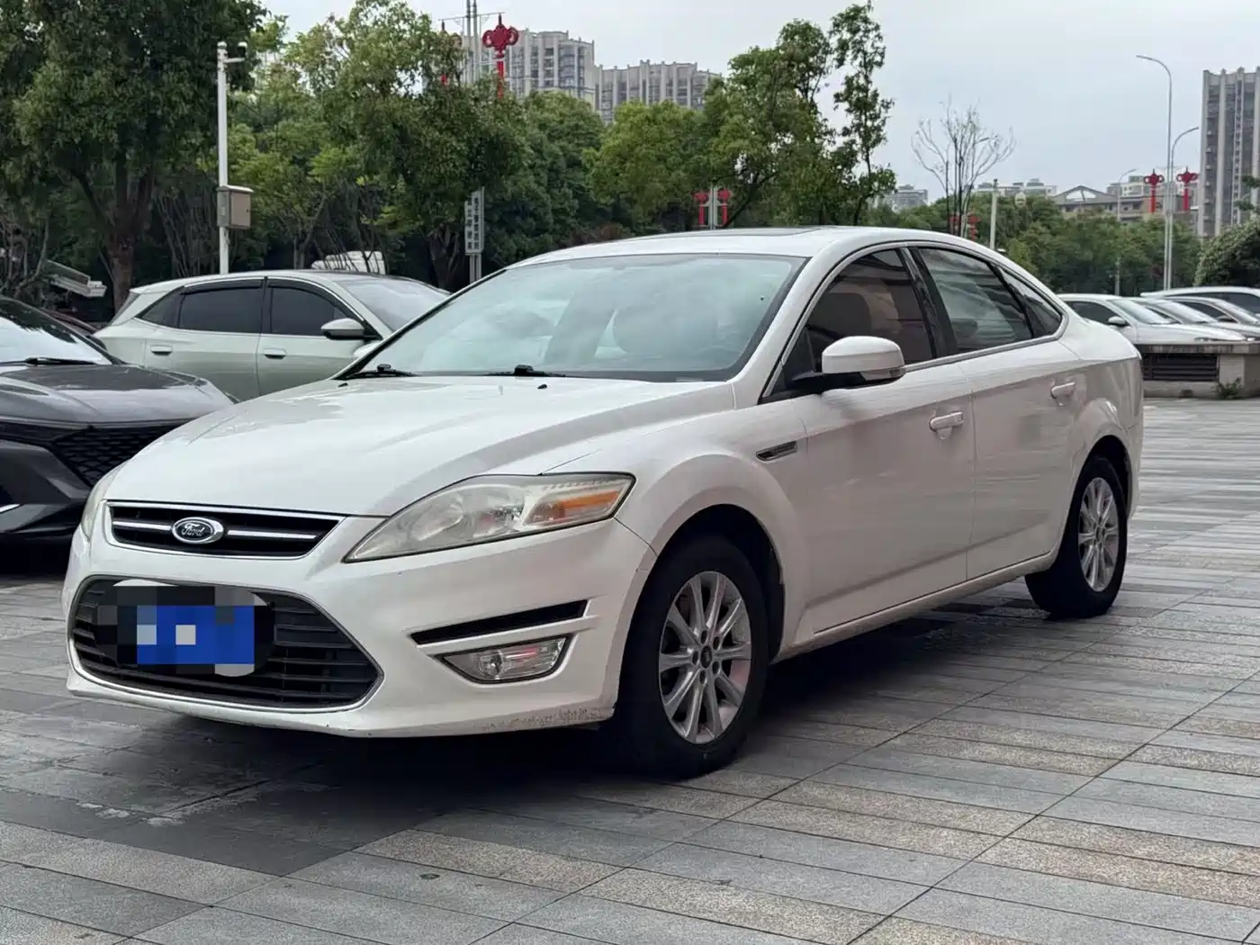 Ford Mondeo 2013 2013 2.3L Fashion Model