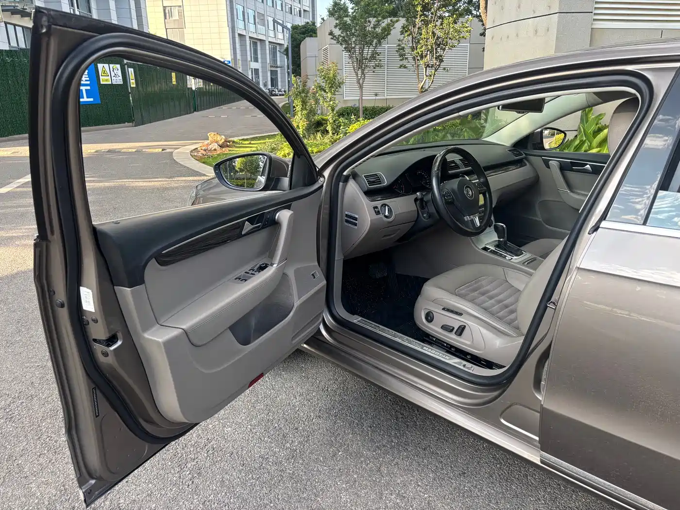 Volkswagen Magotan 2013 1.8TSI Premium фото 11