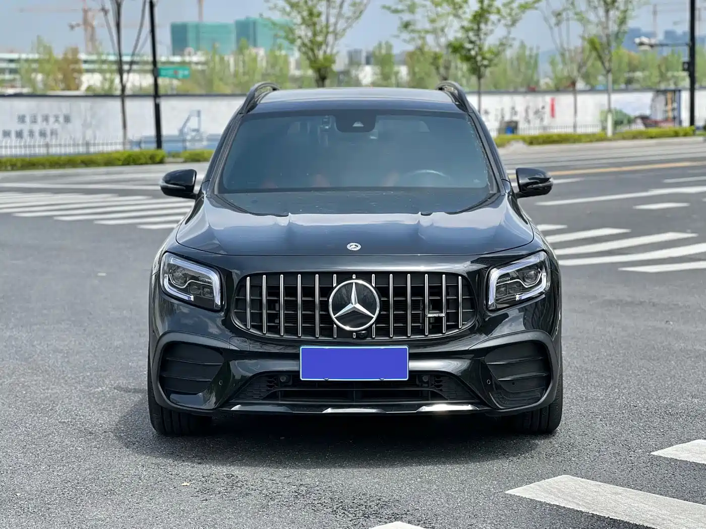 MERCEDES-BENZ GLB AMG