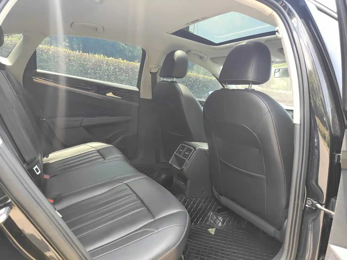 Volkswagen Passat 2021 Model 280TSI Business Edition фото 7