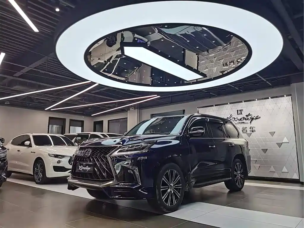 Lexus LX 2019 570 Peak Special Edition