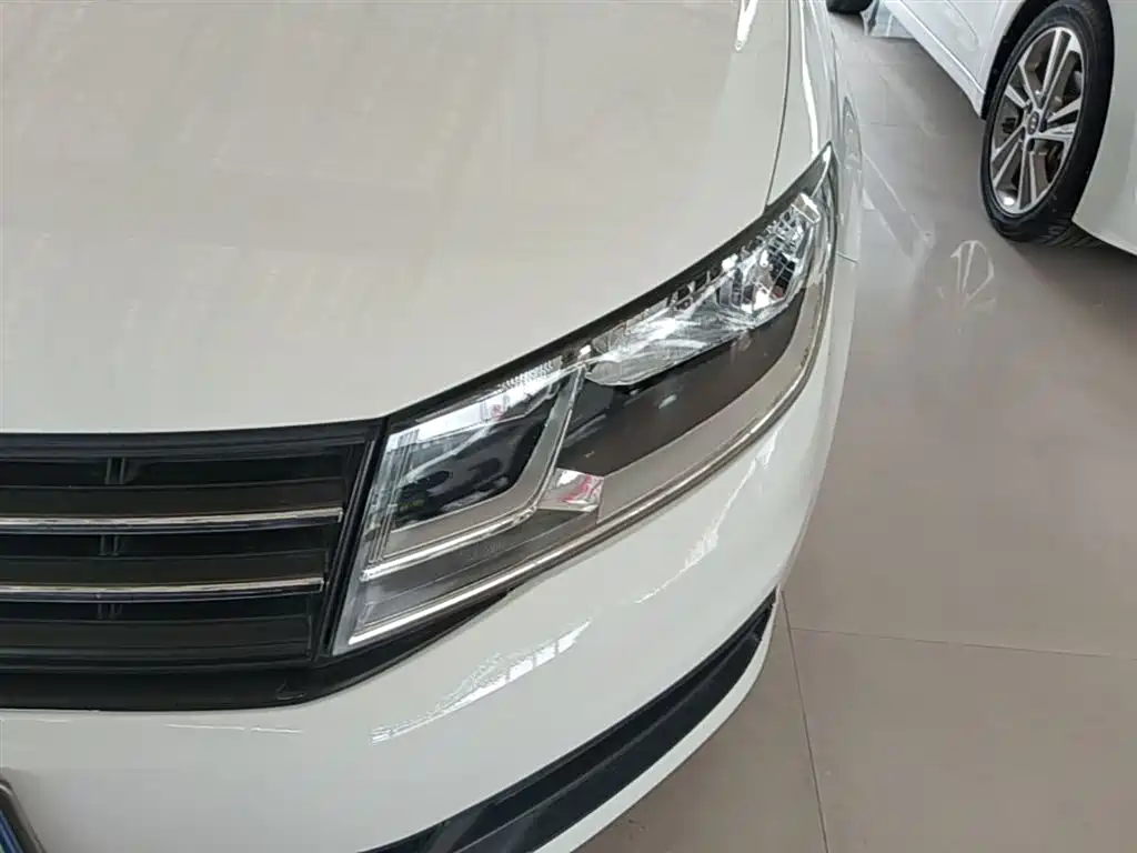 Volkswagen Santana 2016 1.6L Manual Trend Edition фото 24
