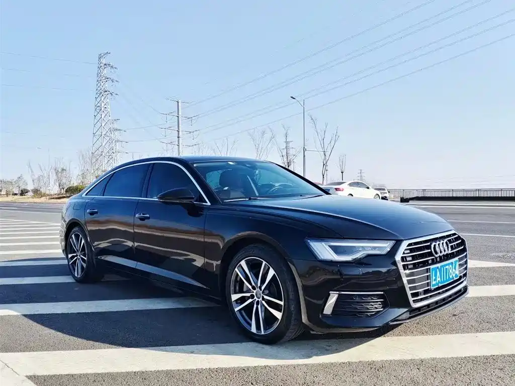 Audi A6L 2020 40 TFSI Luxury Elegance фото 3