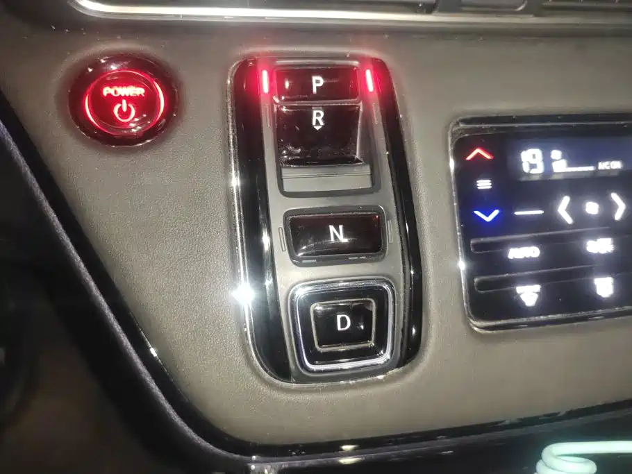 Honda Elysion 2024 2024 2.0L e:HEV Luxury Edition