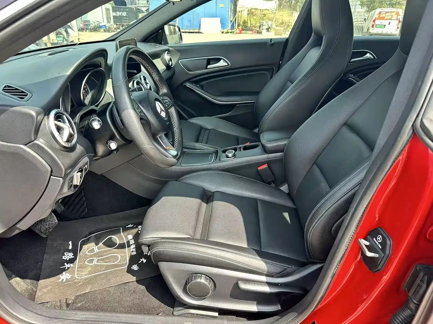 Mercedes-Benz CLA (Import) 2018 CLA 200 Dynamic Edition фото 4