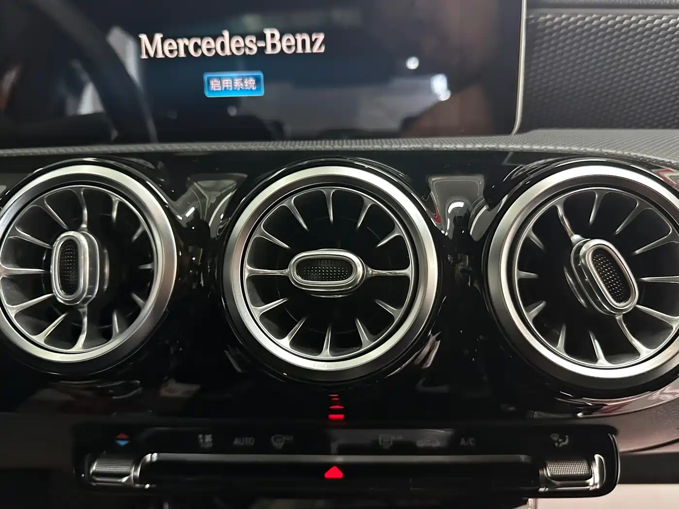 Mercedes-Benz A-Class 2020 A 200 L Sport Sedan фото 11