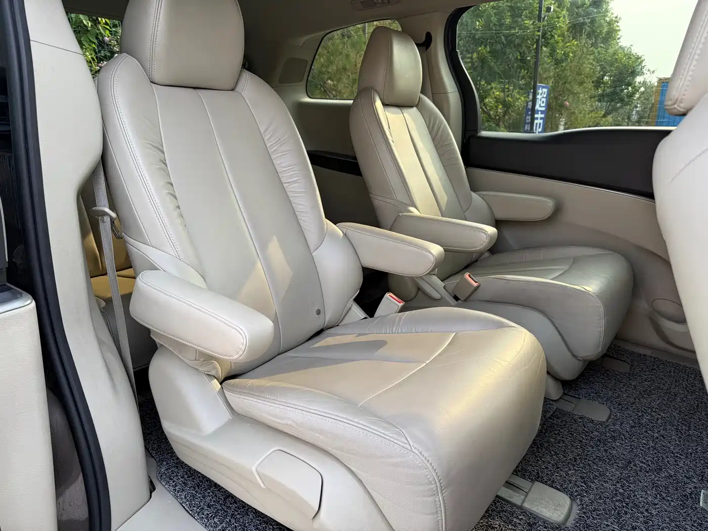 Buick GL8 2017 25S Premium Model China V фото 12