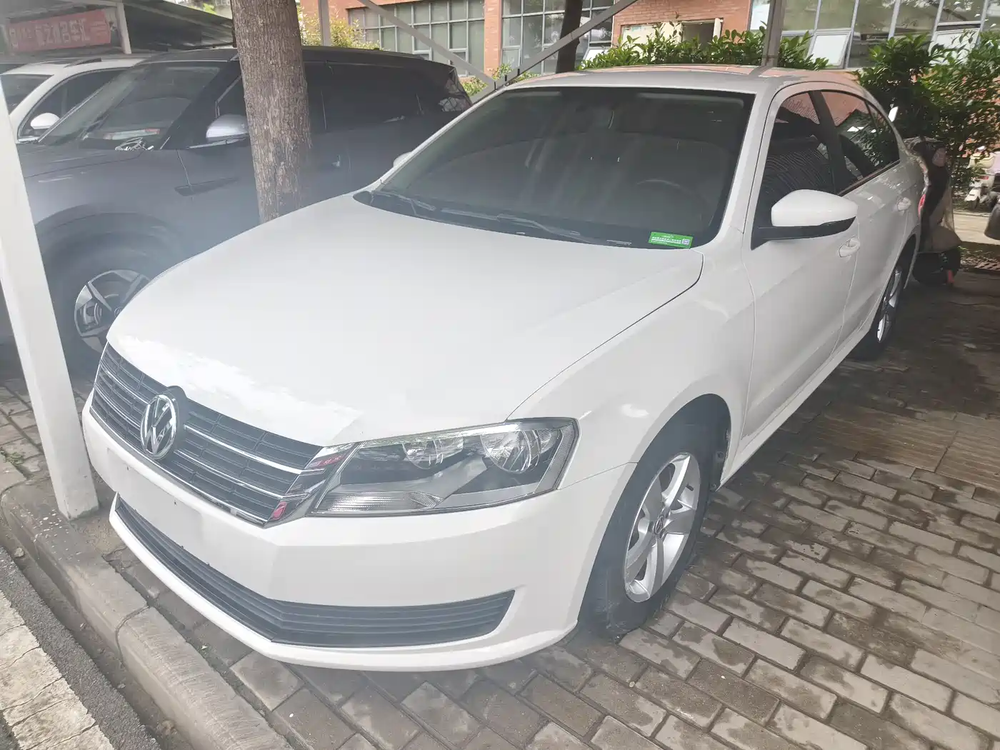 Volkswagen Lavida 2013 Facelift Classic 1.6L Automatic Trend