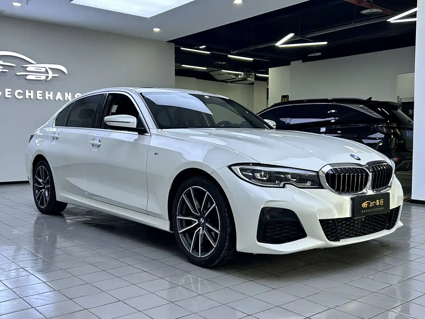 BMW 3 Series 2021 320Li M Sport Package фото 3