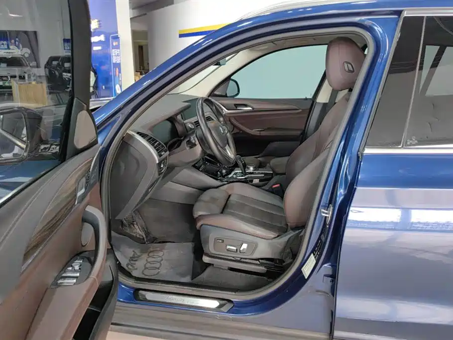 BMW X3 2020 xDrive28i Luxury Package фото 9