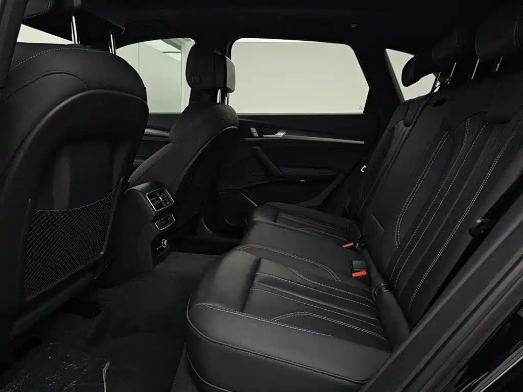 Audi Q5L 2023 40T Luxury Dynamic фото 14