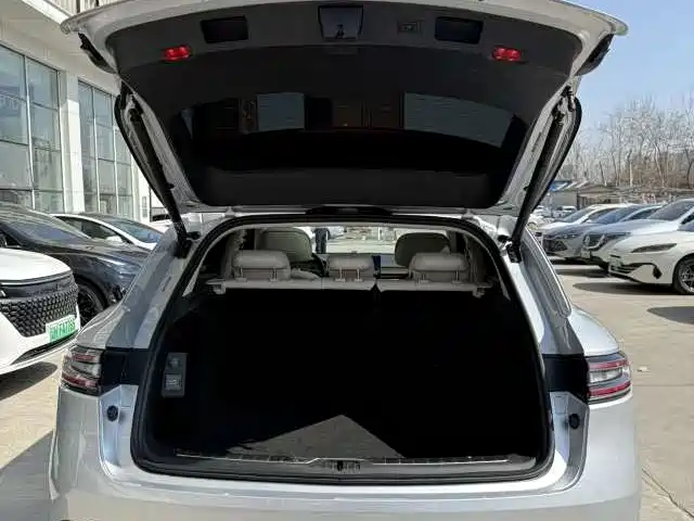 AITO Wenjie AITO M5 2022 Extended Range AWD Ultimate Edition фото 10