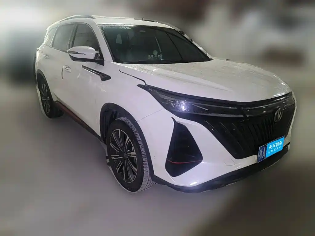 Фото 3 - Changan CS75 PLUS