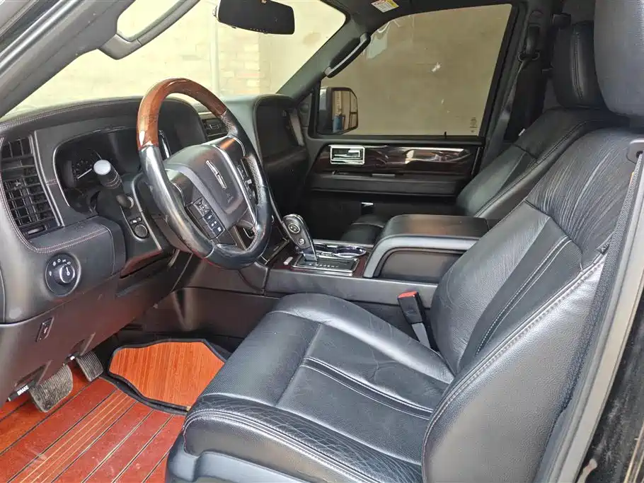 Lincoln Navigator 2016 3.5T AWD фото 9