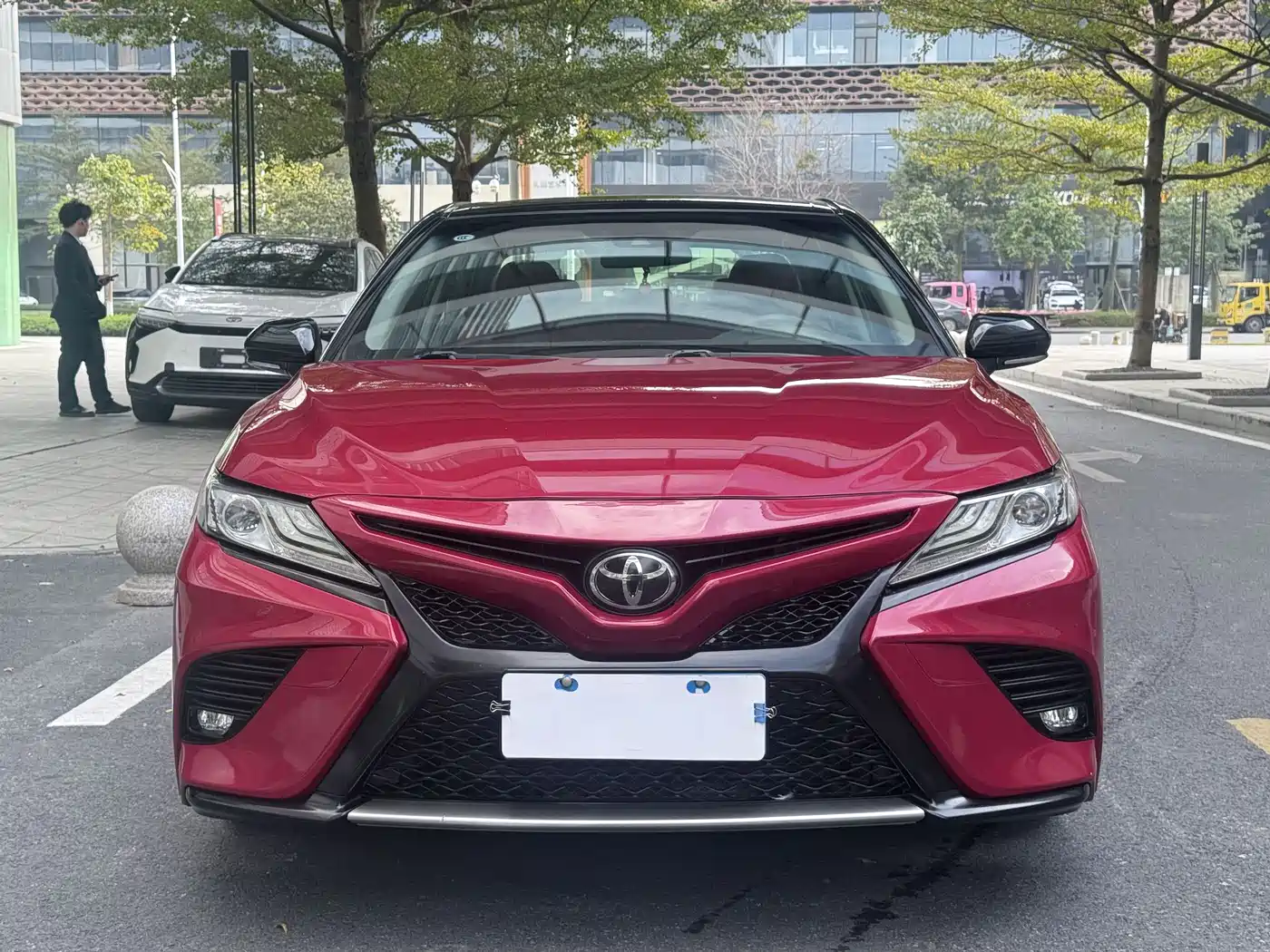 Toyota Camry 2018 2.5S Trend Edition фото 2