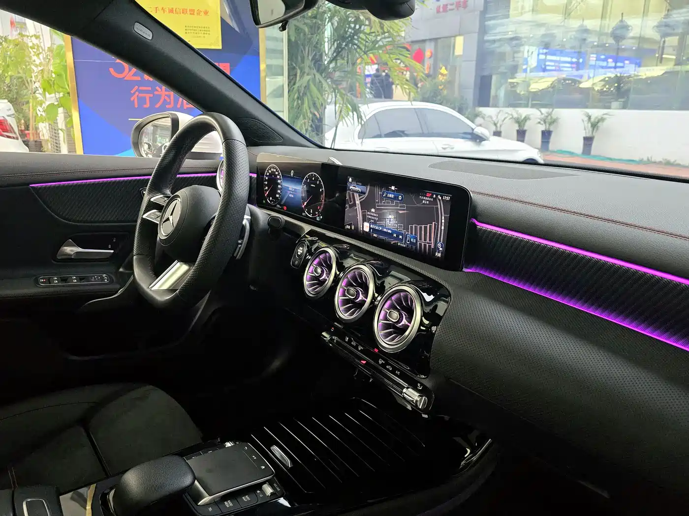 Mercedes-Benz A-Class 2023 A 200 L Fashion фото 10
