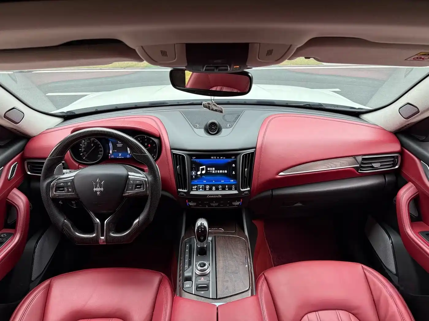 Maserati Levante 2018 3.0T Standard Edition фото 5