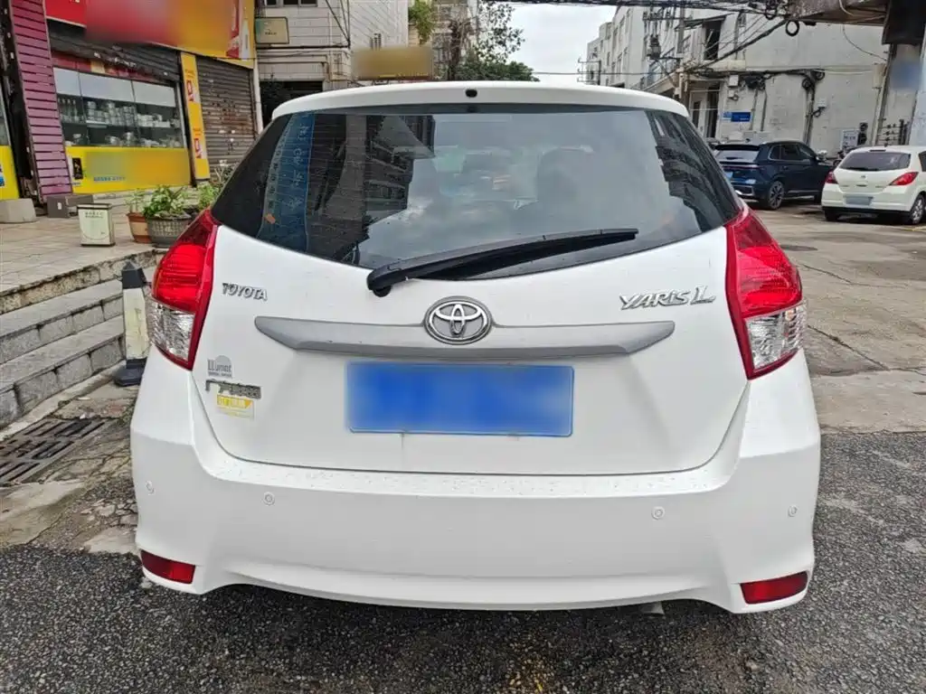 Toyota YARiS L Zhi Xuan 2014 1.5G Automatic Dynamic Edition фото 6