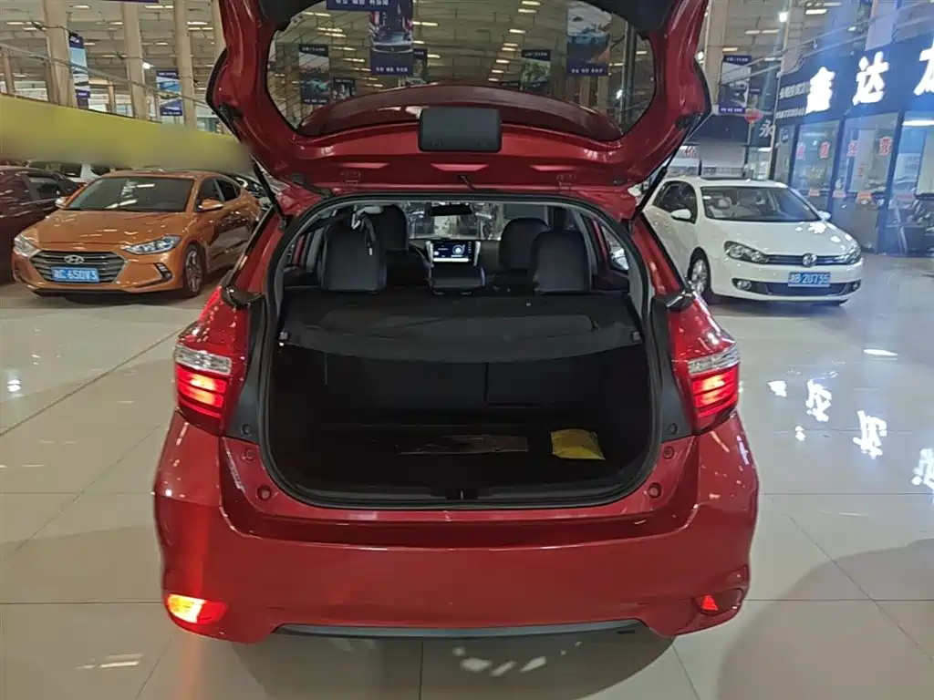Toyota YARiS L Zhi Xuan 2016 Facelift 1.5E CVT Charming Edition фото 19