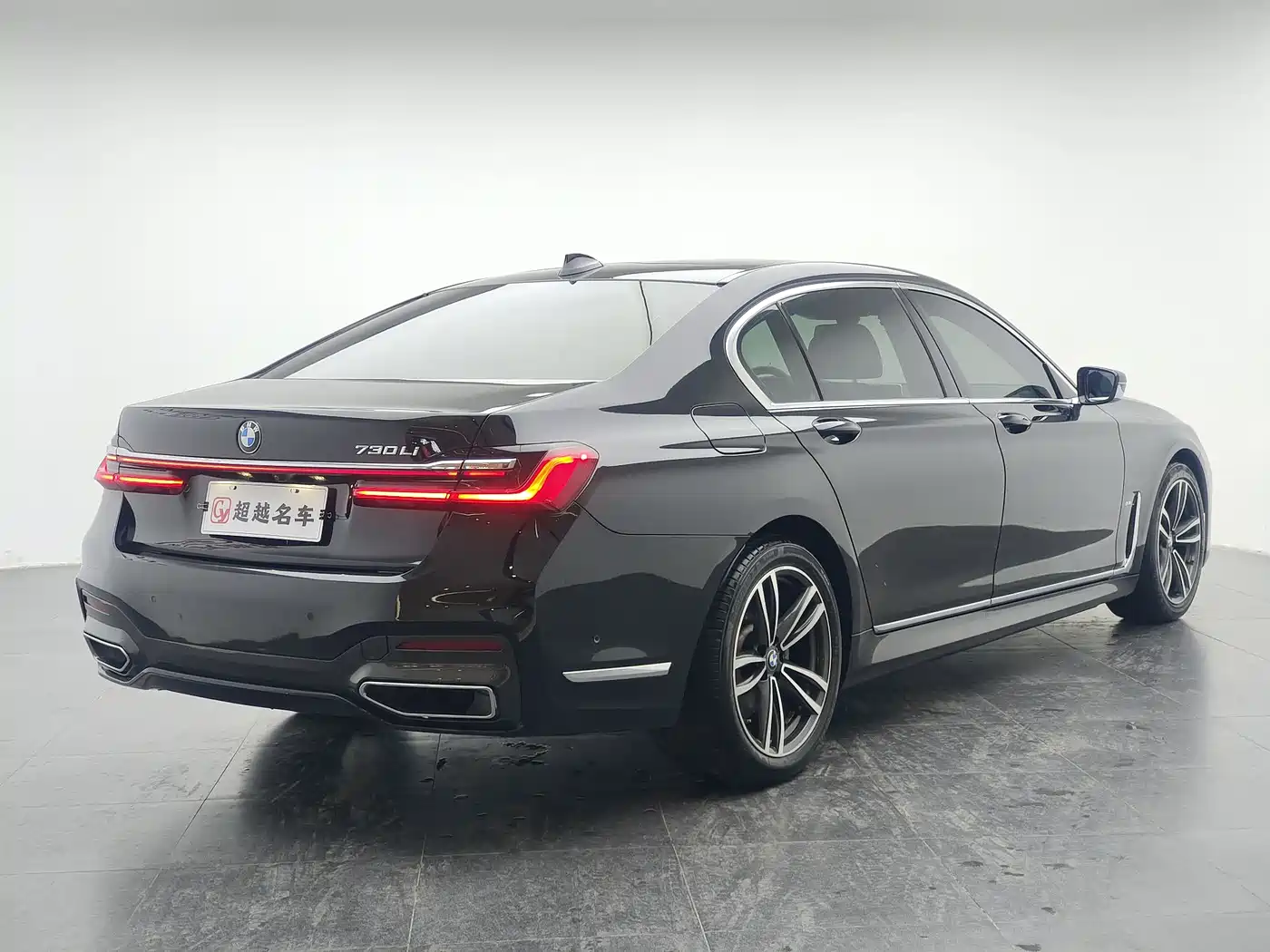 BMW 7 Series 2021 Model 730Li M Sport Package фото 18