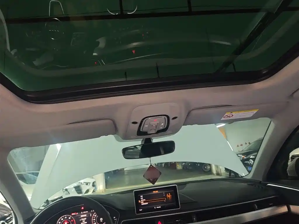 Audi A4L 2019 40 TFSI Fashion (China VI) фото 18