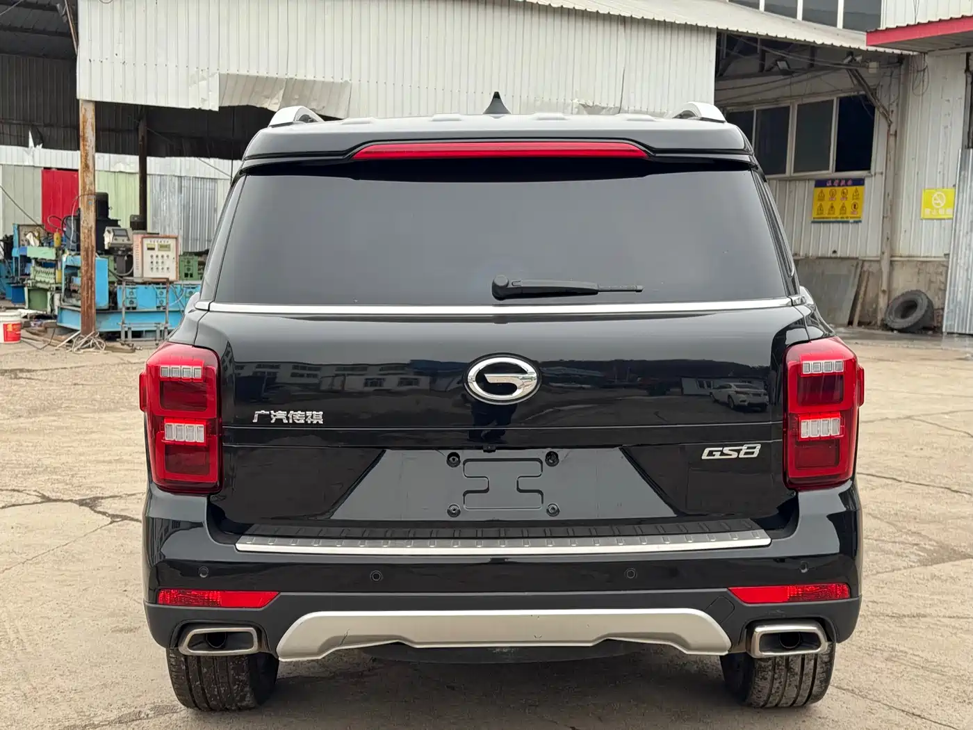 GAC Trumpchi Trumpchi GS8 2017 320T 2WD Luxury Smart Connect (7-seater) фото 4