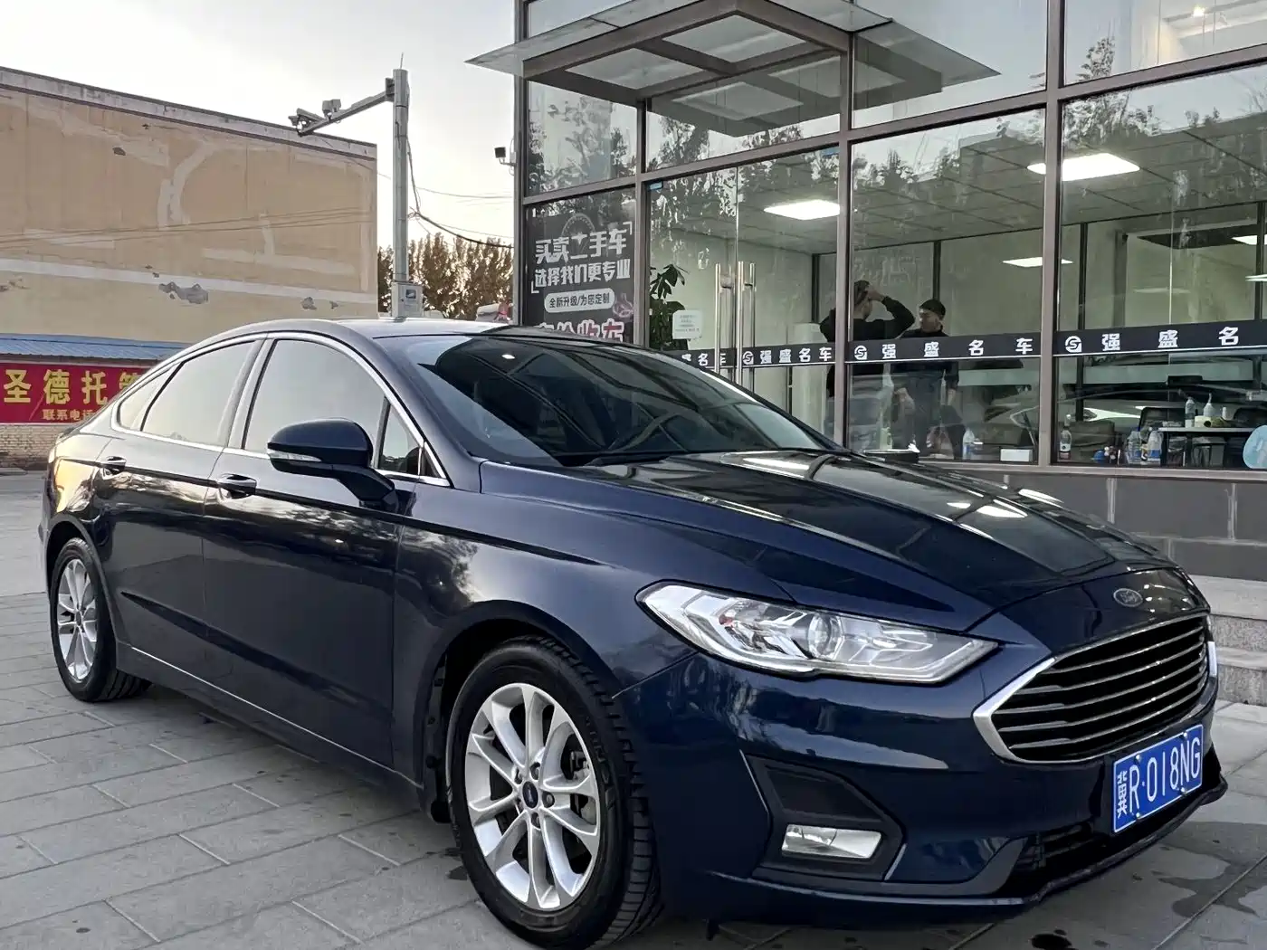 FORD MONDEO