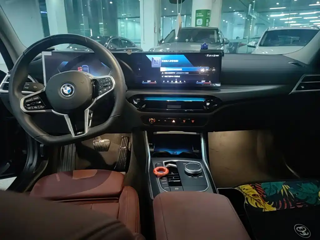 BMW i3 2025 2025 eDrive 35 L