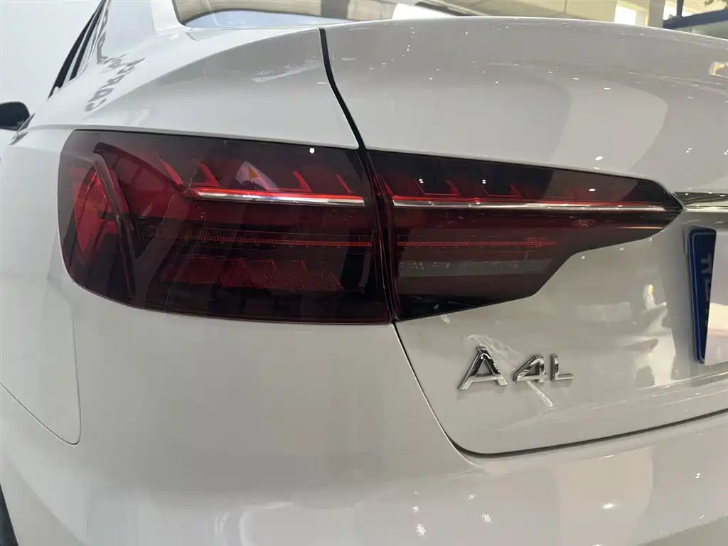 Audi A4L 2020 40 TFSI Fashion Dynamic Edition фото 7