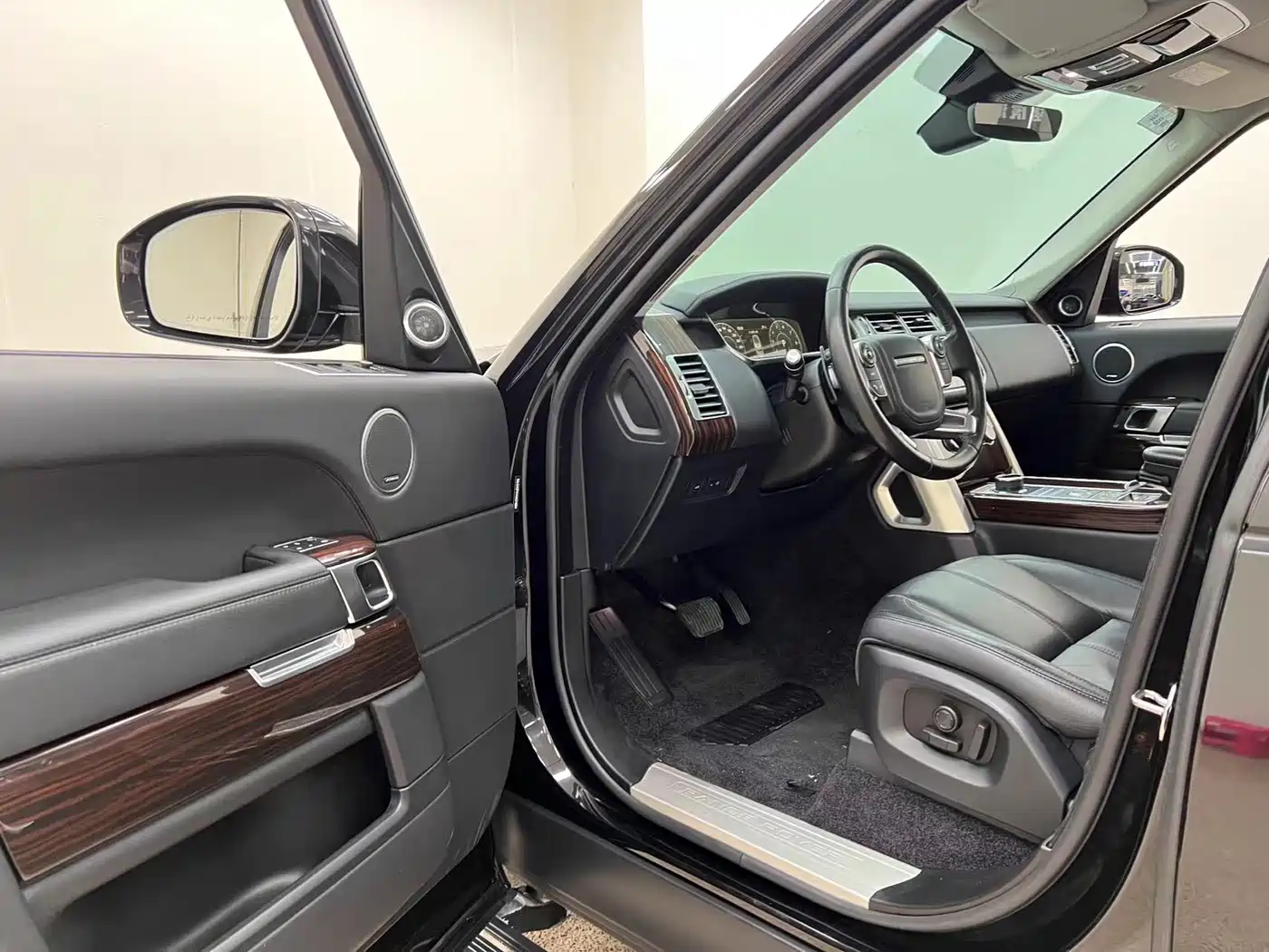 Land Rover Range Rover 2017 3.0 SC V6 Vogue фото 13
