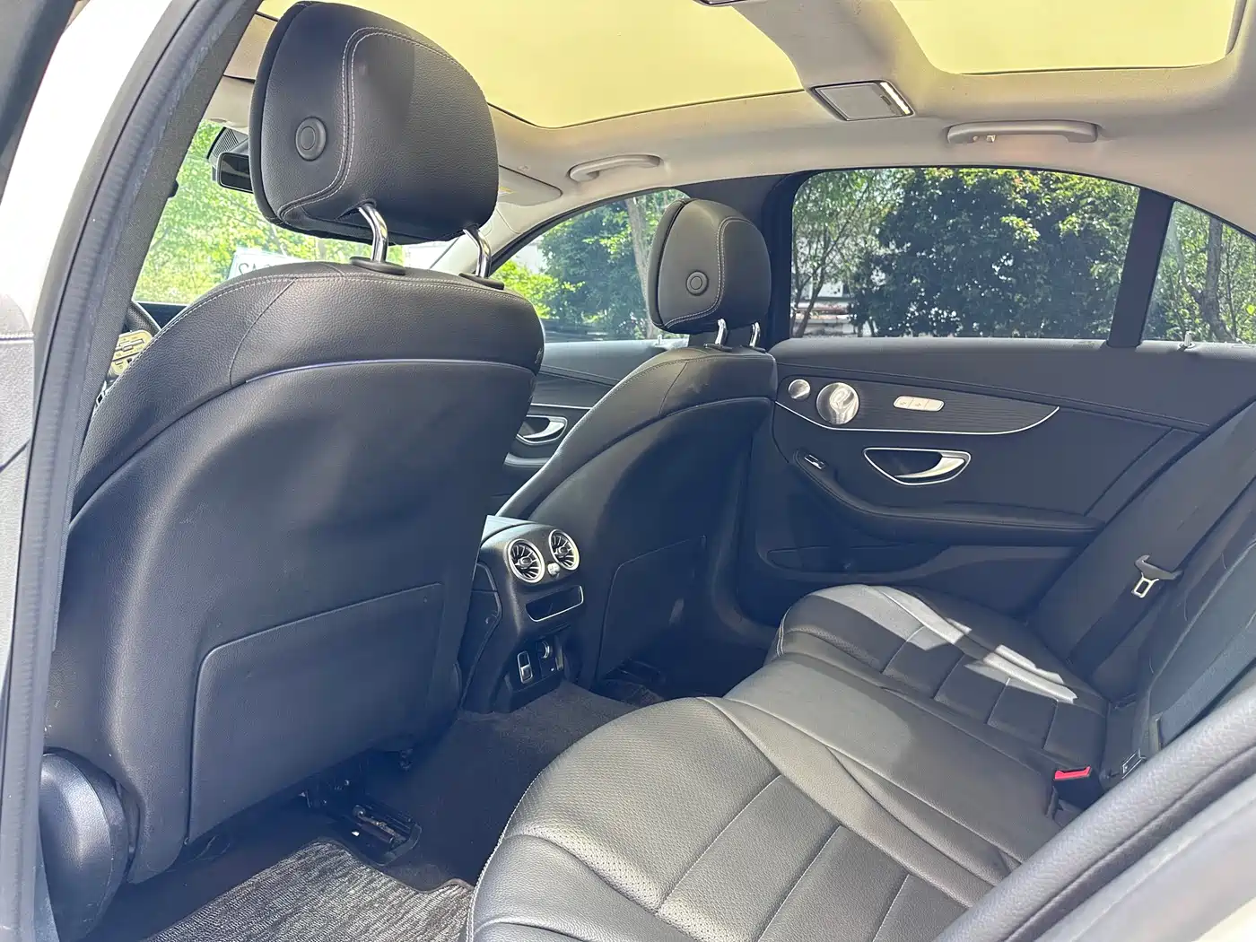 Mercedes-Benz C-Class 2021 C 260 L Sport Starry Exclusive Edition фото 6